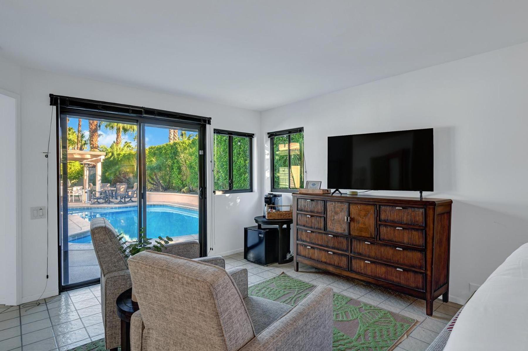Los Compadres Oasis - 5 Bedroom Palm Springs Exteriér fotografie